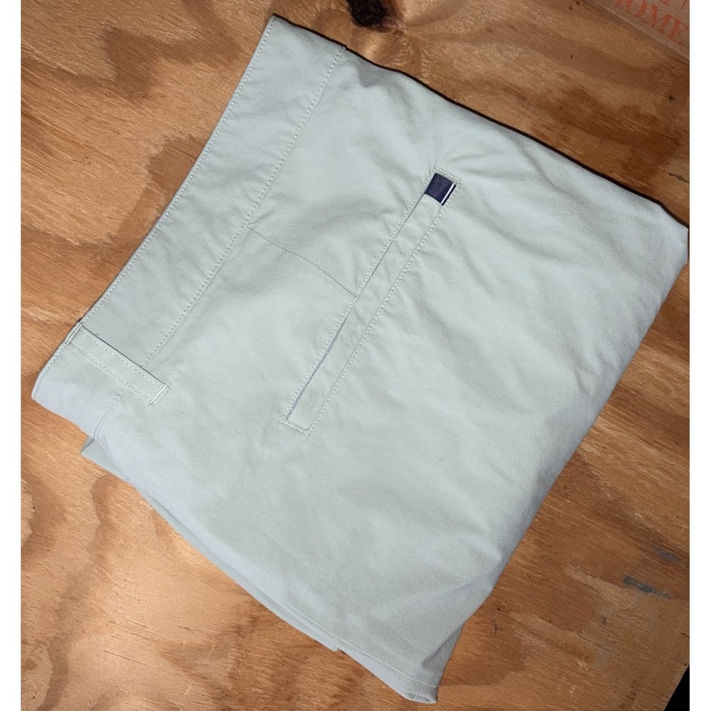 Onward Reserve Shorts Men 34 Light Green Performance Nylon Chino Golf Casual 7.5